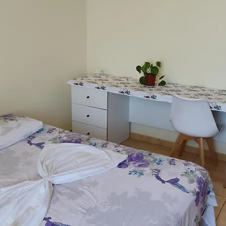 Kelas Rent Apartment *