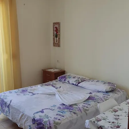 Kelas Rent Apartment *